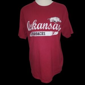 Vtg Gildan Arkansas Razorback MEDIUM Maroon SS T-Shirt Fandom College Ball Tee